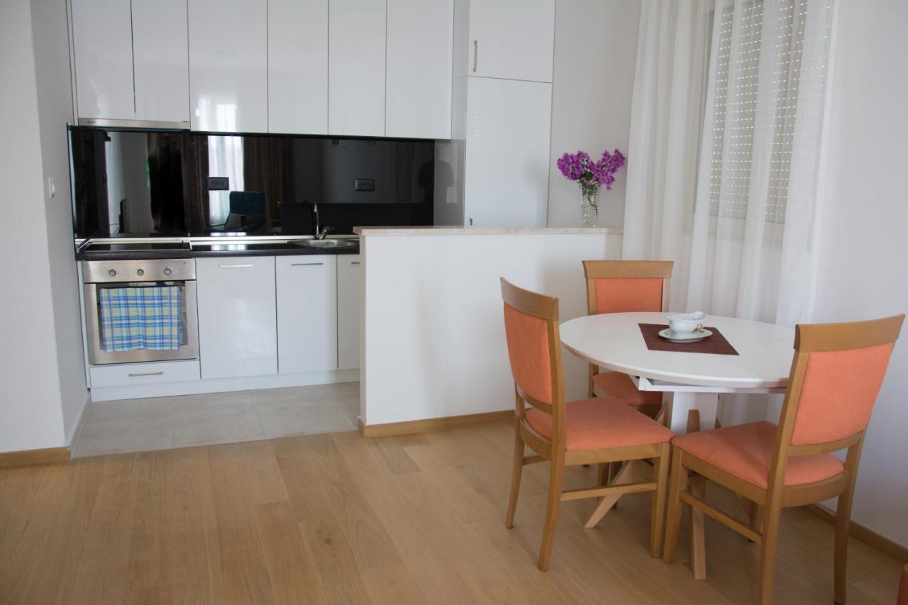 Apartments Milica เบชิชิ ภายนอก รูปภาพ