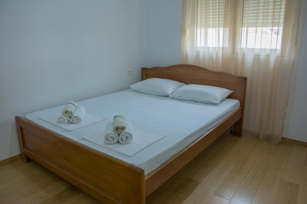 Apartments Milica เบชิชิ ภายนอก รูปภาพ