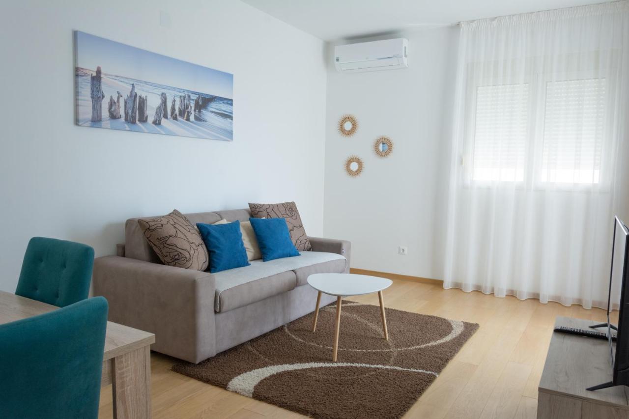 Apartments Milica เบชิชิ ภายนอก รูปภาพ